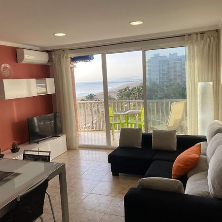 קויירה Beachfront And Cozy Apartment מראה חיצוני תמונה