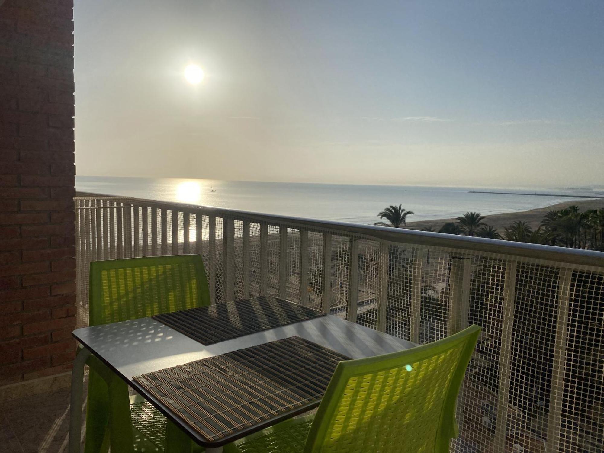 קויירה Beachfront And Cozy Apartment מראה חיצוני תמונה